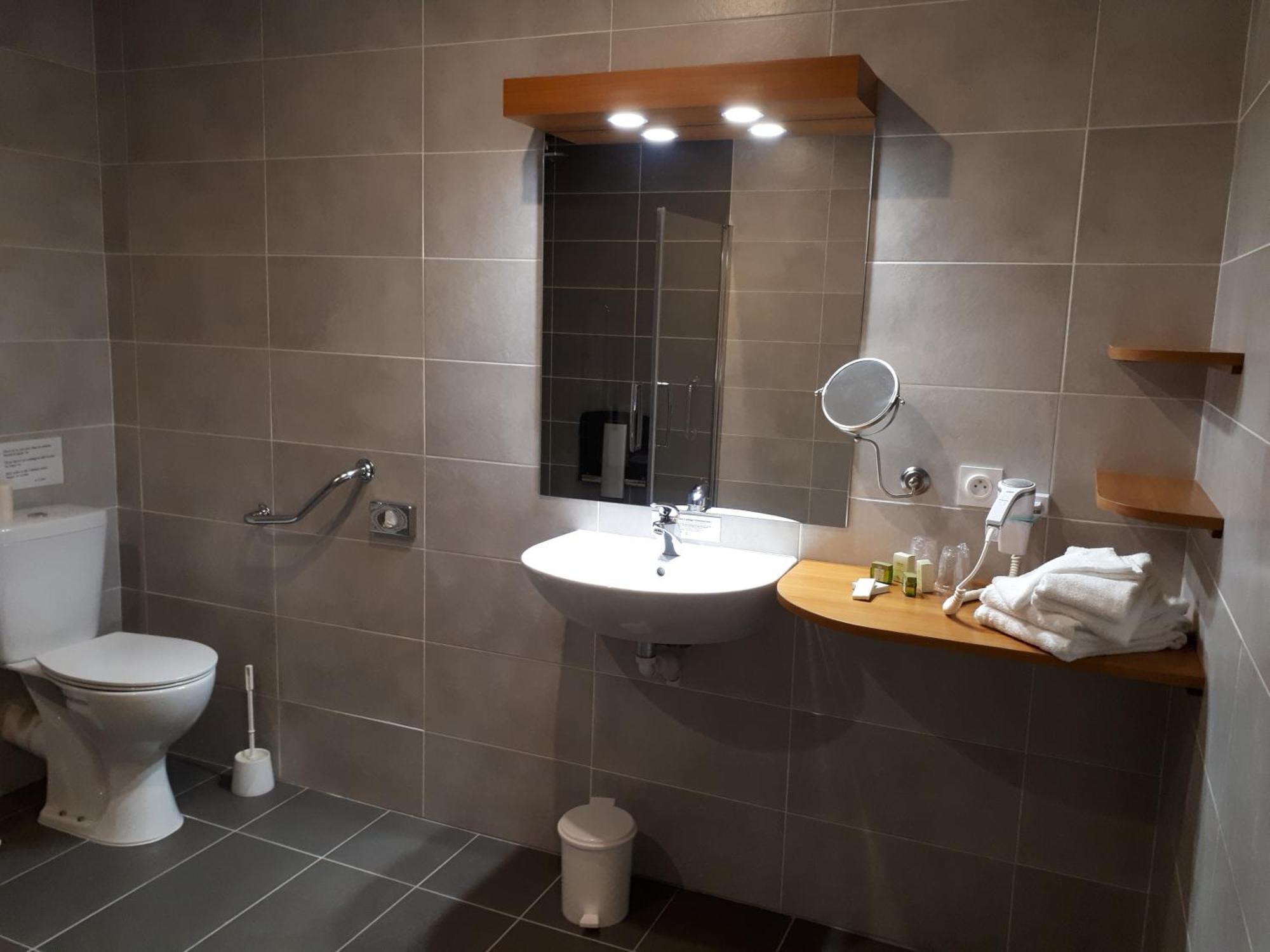 Logis Hotel Le Ceans 올피에르 외부 사진